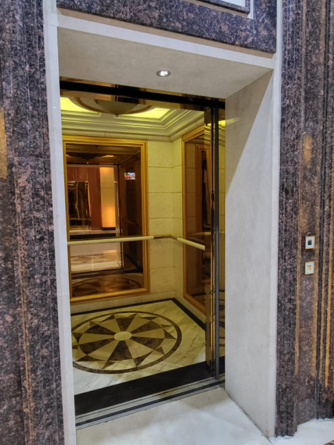 Лифт пассажирский Sword без МП 630 кг